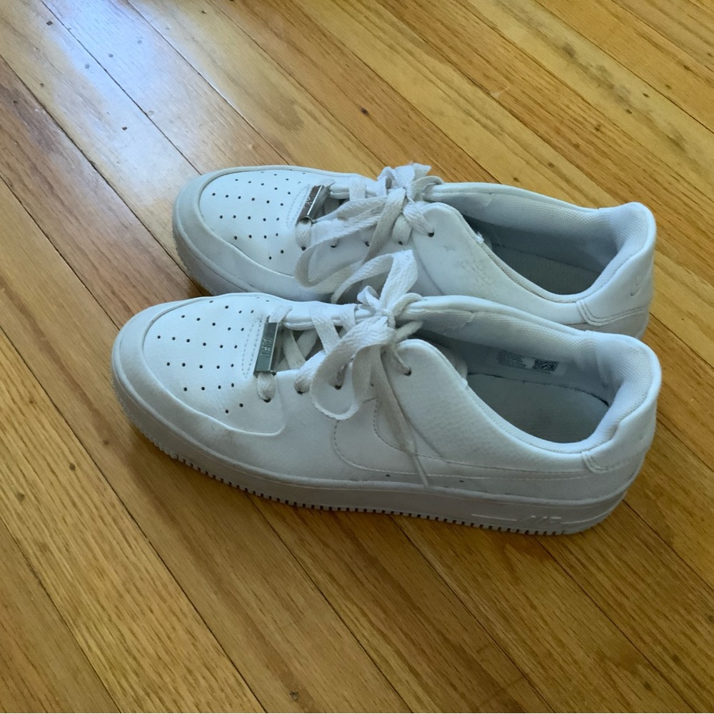 Nike platform air force 1